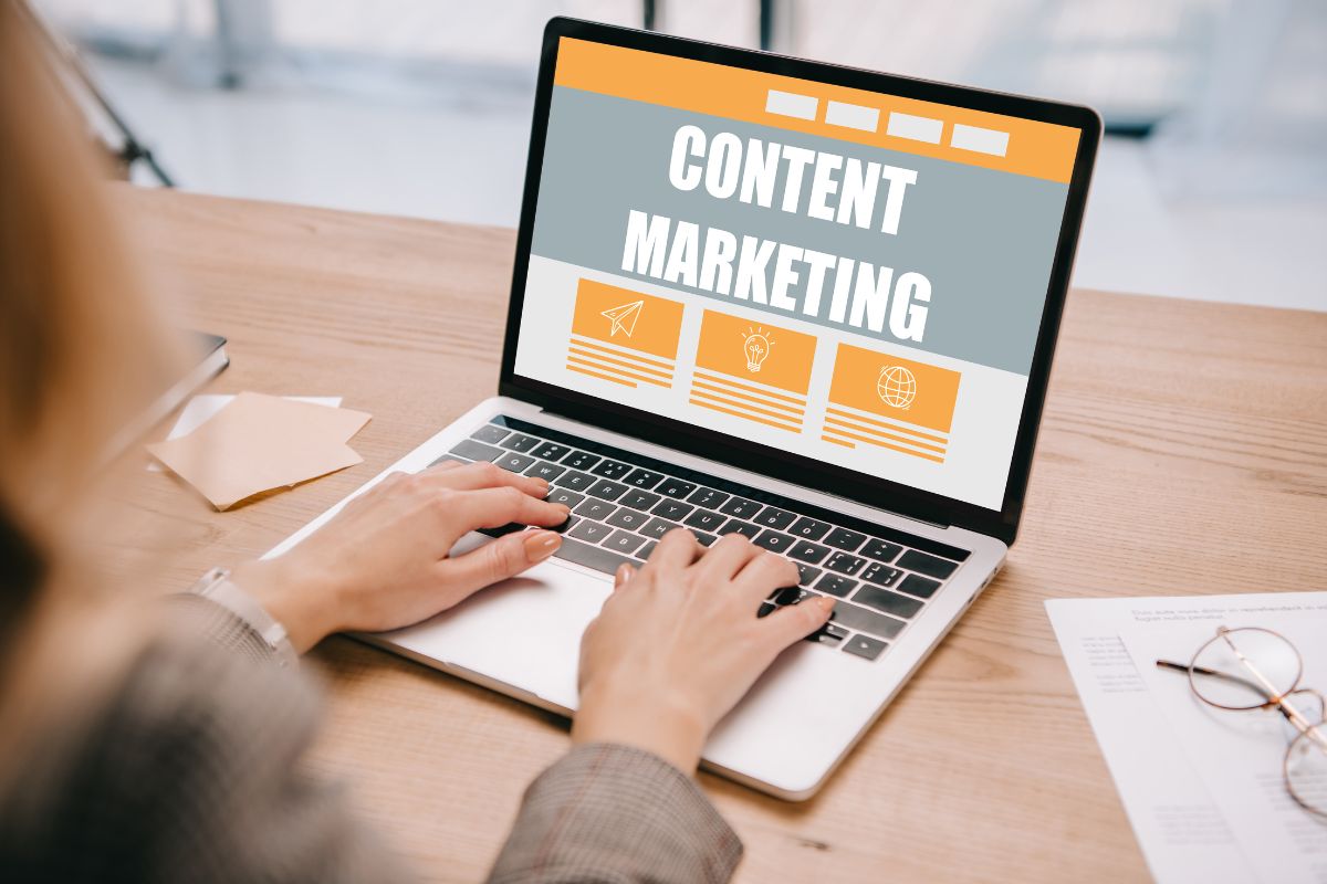 Content Marketing for Customer Acquisition in 2025 - The Foundations of Content Marketing - Tiếp thị nội dung